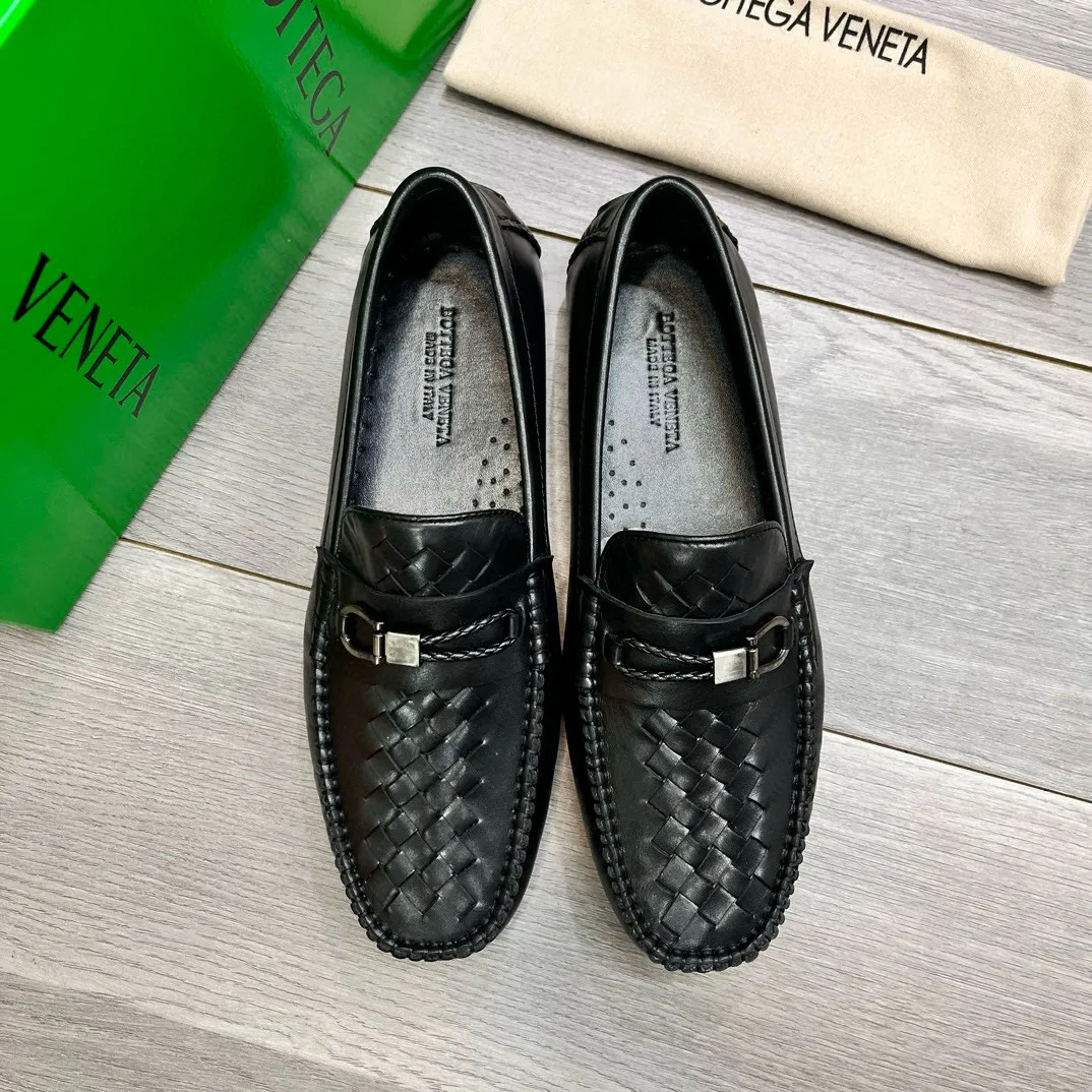 Factory price: 400💰BV new men's shoes original replica👉👉High-end men's casual beanie shoes/💞driving shoes! 🔊Upper imported cowhide woven, ☑️Sheepskin lining, one-step design, light and smart ☮☮Suitable for all kinds of travel, exclusive new style, real shot, size 38-44, (45 can be customized)